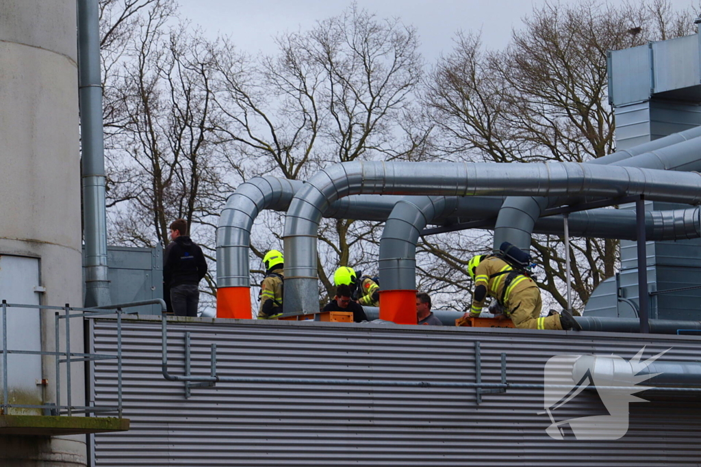 Dakbrand bij interieurinrichter geblust
