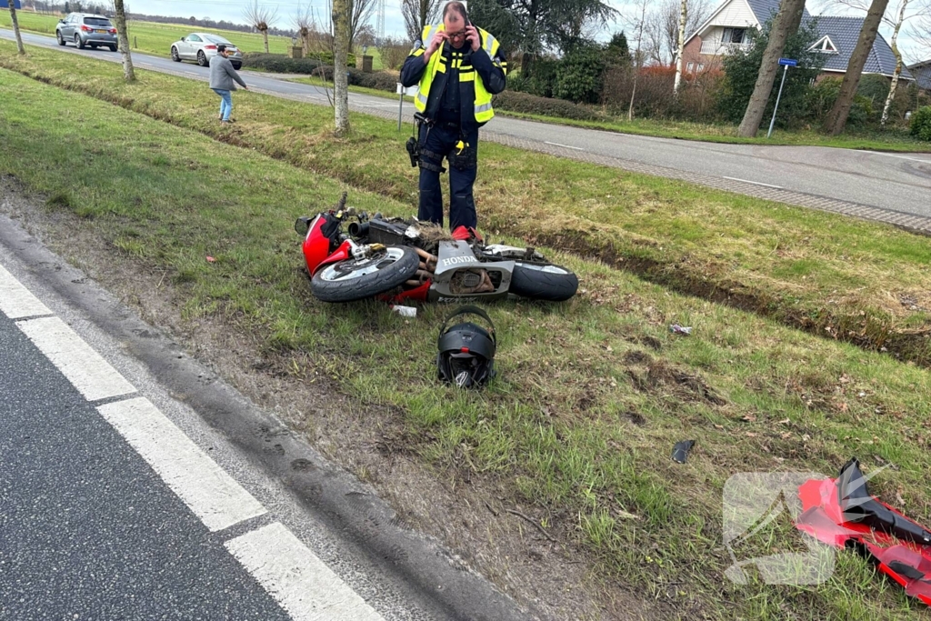 Motorrijder gewond na val op provinciale weg
