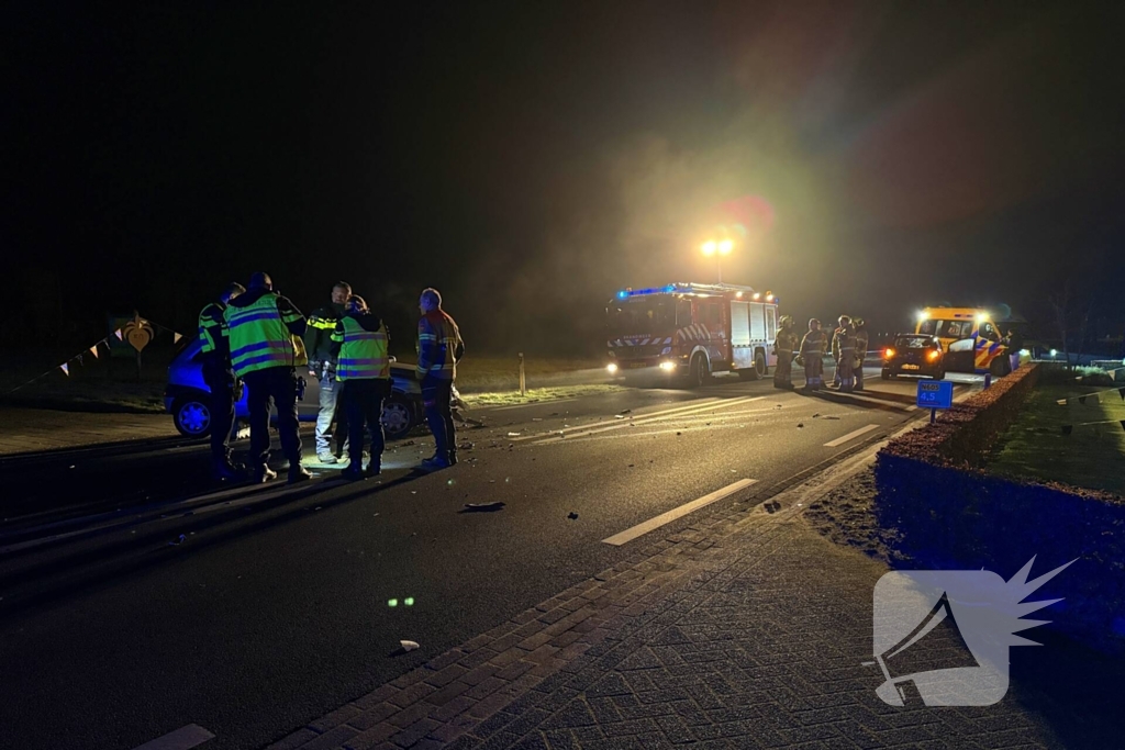 Frontale aanrijding leidt tot gewonden