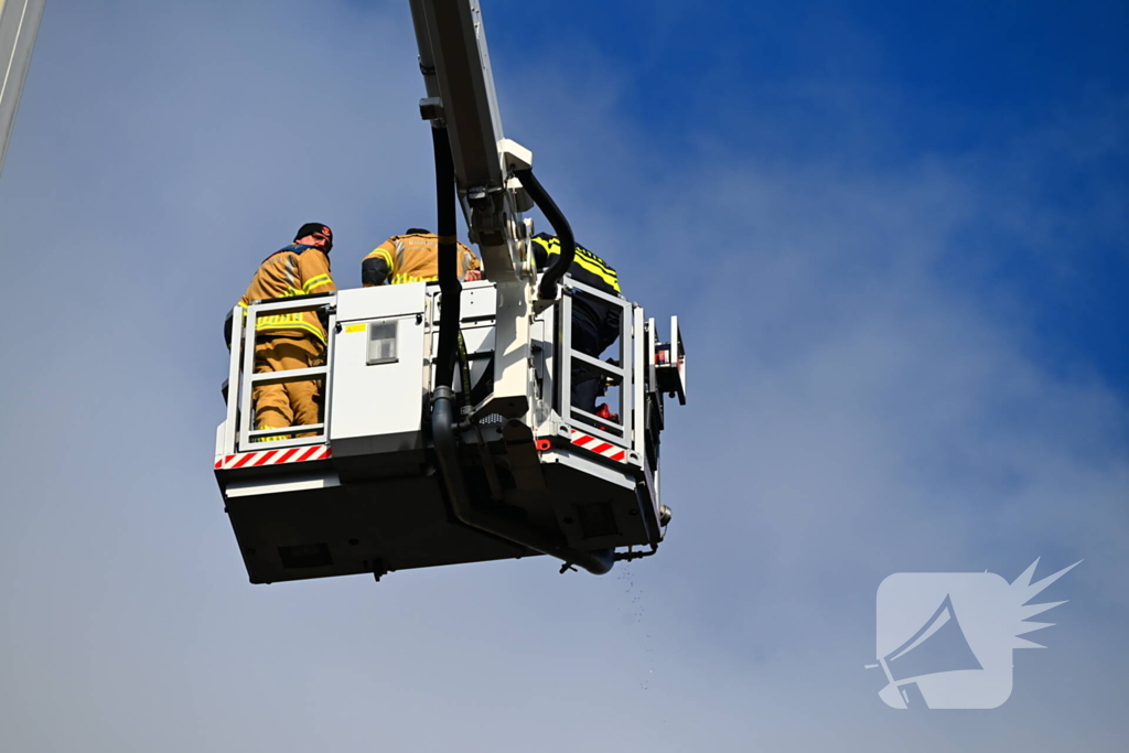 Brandweer en politie doen onderzoek