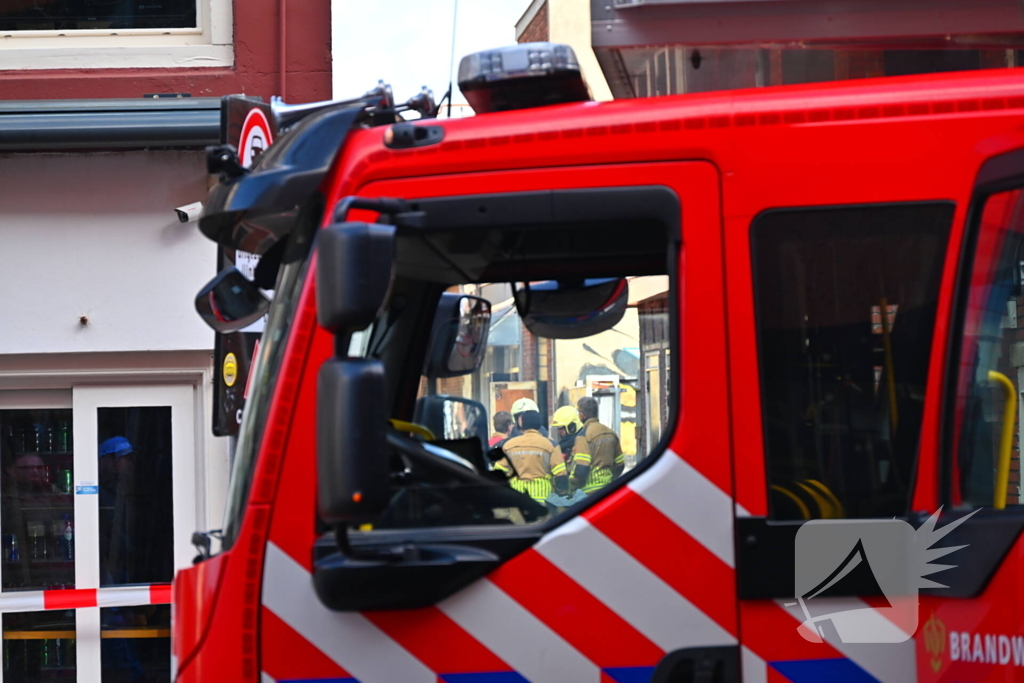 Brandweer en politie doen onderzoek