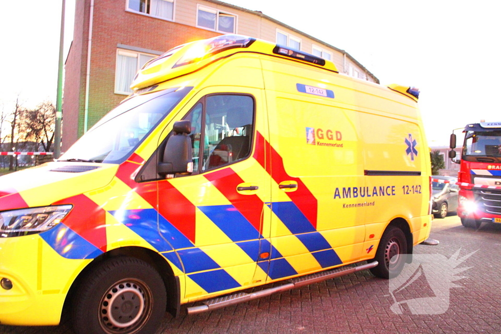 Brandweer ingezet voor grote brand in flatgebouw