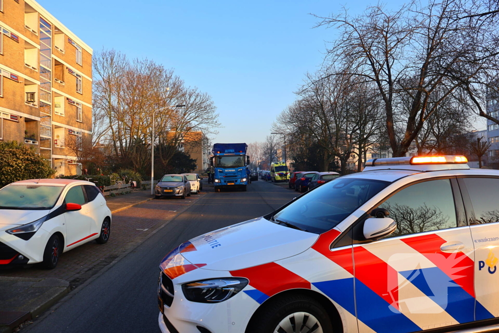 Ongeluk met vrachtwagen en personenwagen
