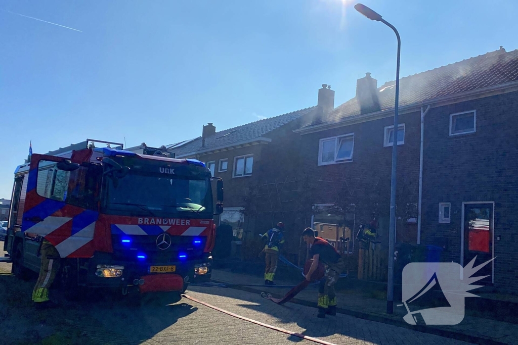 Brand in woning zorgt voor rookontwikkeling