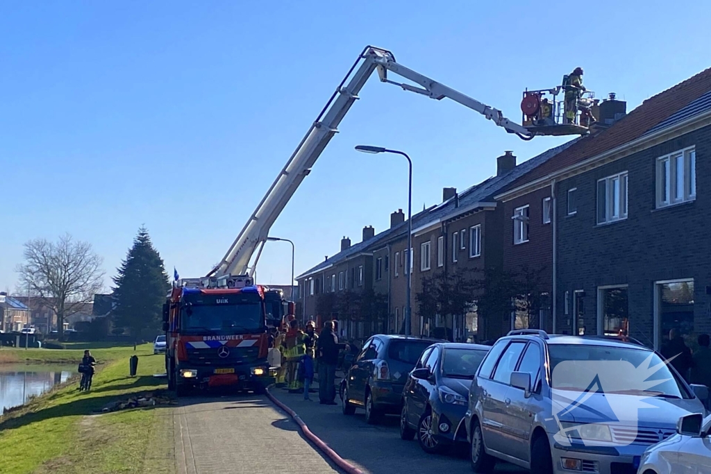Brand in woning zorgt voor rookontwikkeling