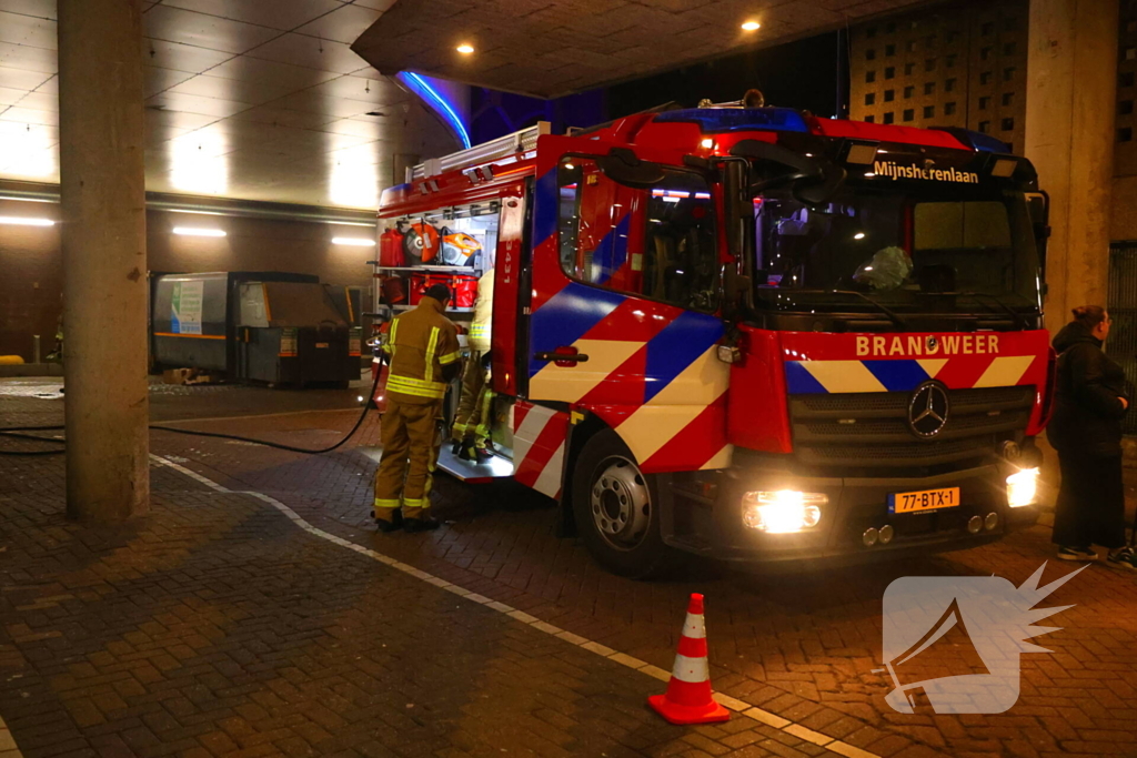 Brand in container snel geblust