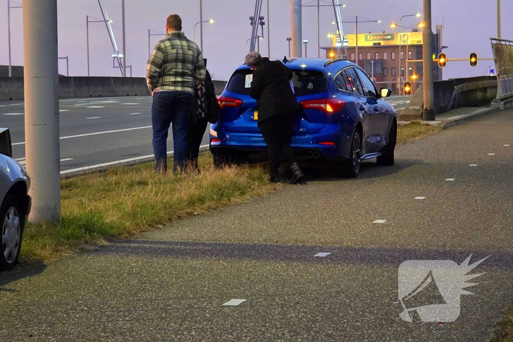Kop-staartbotsing door overstekende voetganger