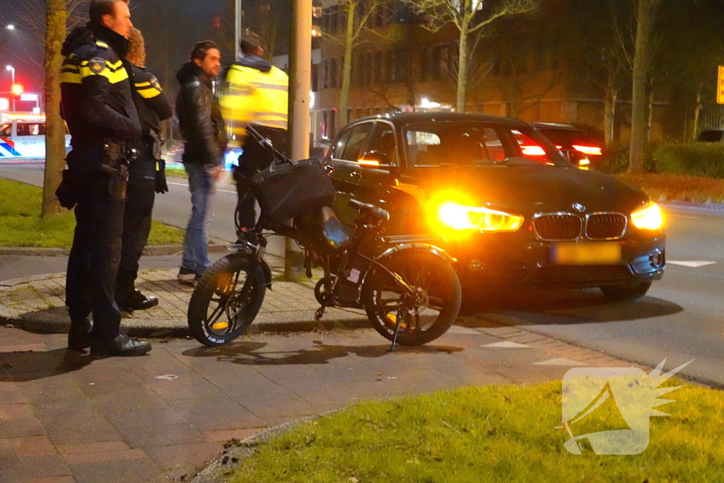 Persoon op fatbike komt ten val