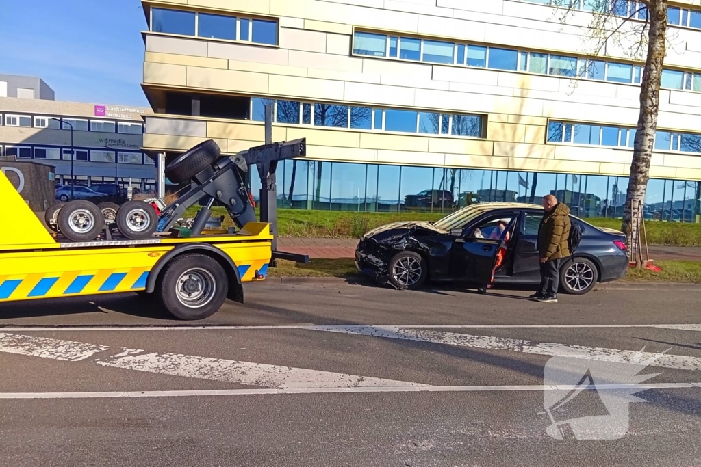 Flinke schade na botsing tijdens keer actie