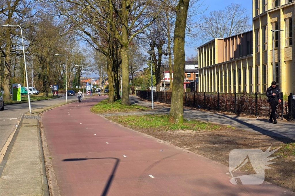 Scooter rijdt door na botsing