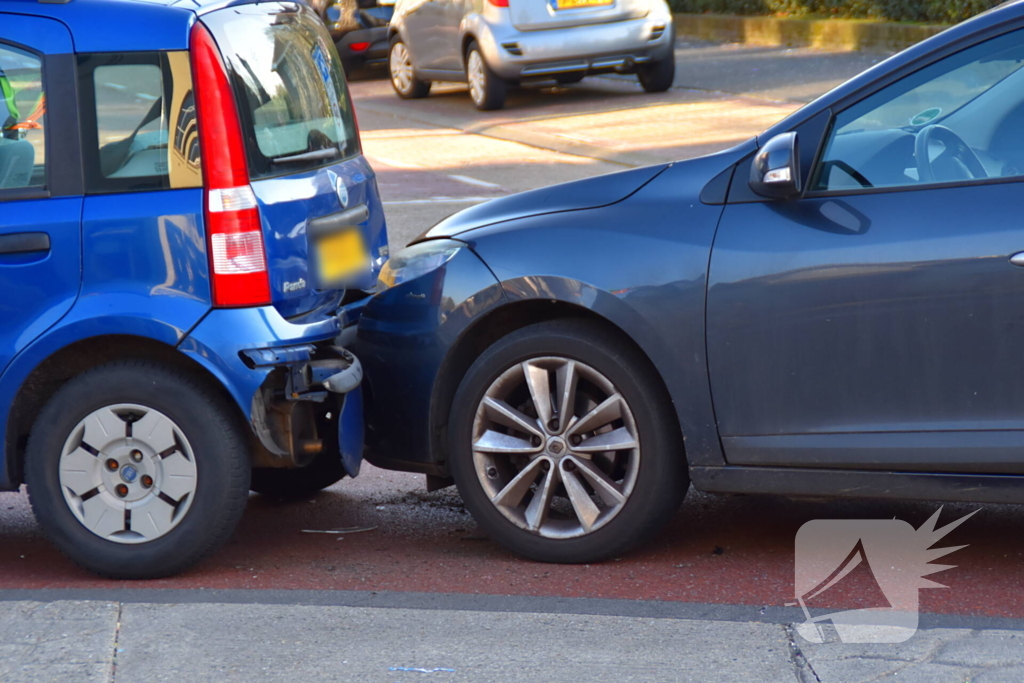 Meerdere voertuigen betrokken bij ongeval