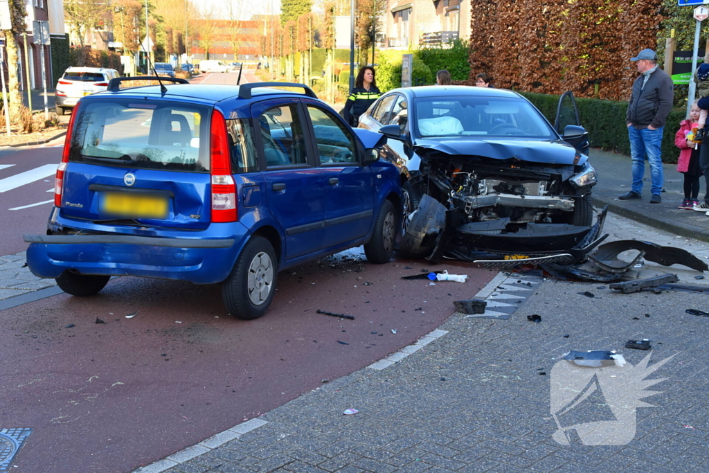 Meerdere voertuigen betrokken bij ongeval