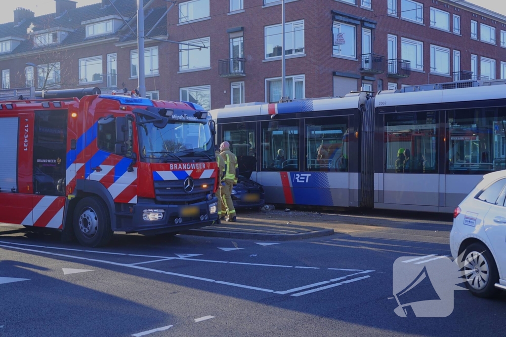 Botsing tussen tram en auto