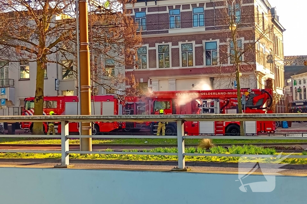 Zeer grote brand, meerdere panden en woningen getroffen