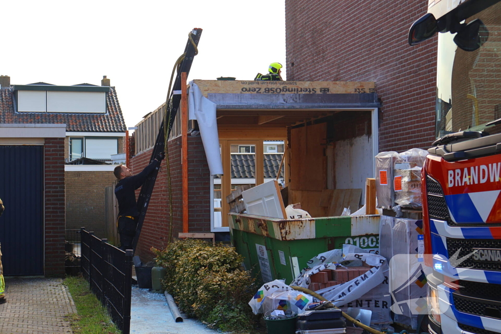 Brandweer ingezet voor brand in spouwmuur