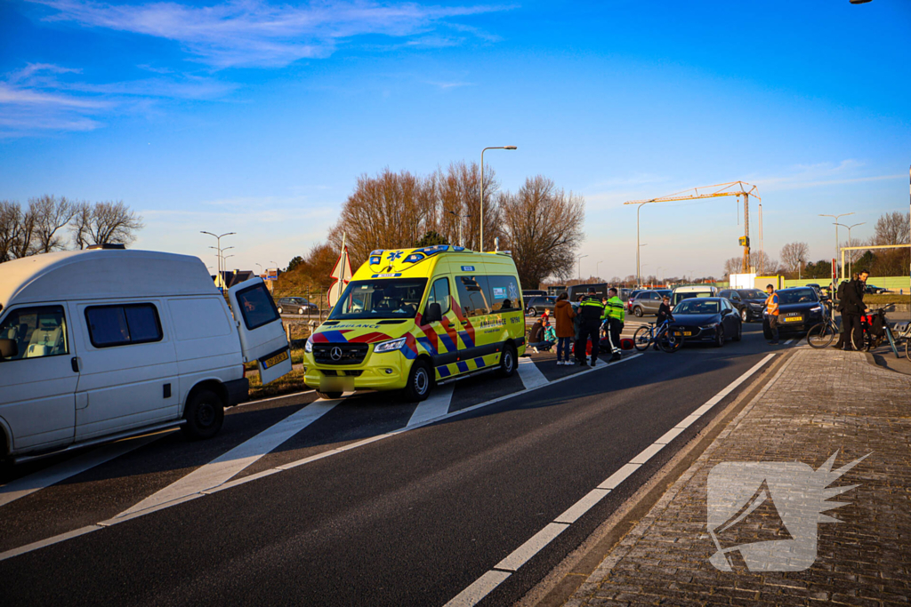 Scooterrijder gewond bij aanrijding door automobilist
