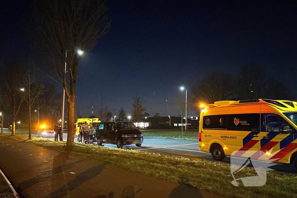 Kop-staart aanrijding voor verkeerlichten