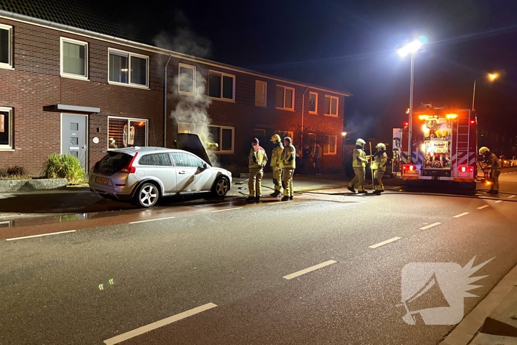 Brand in motorcompartiment tijdens rit