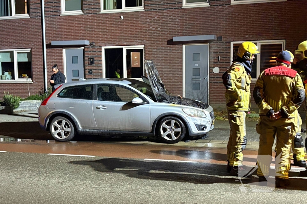 Brand in motorcompartiment tijdens rit