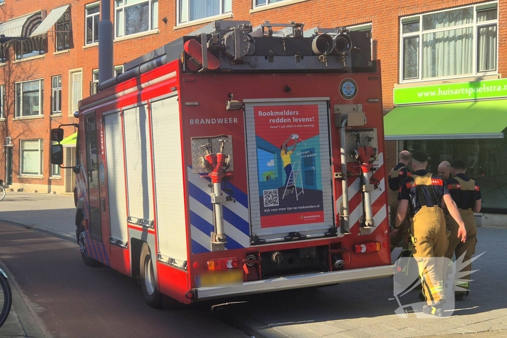 Brandweer bevrijdt Kind uit speeltoestel