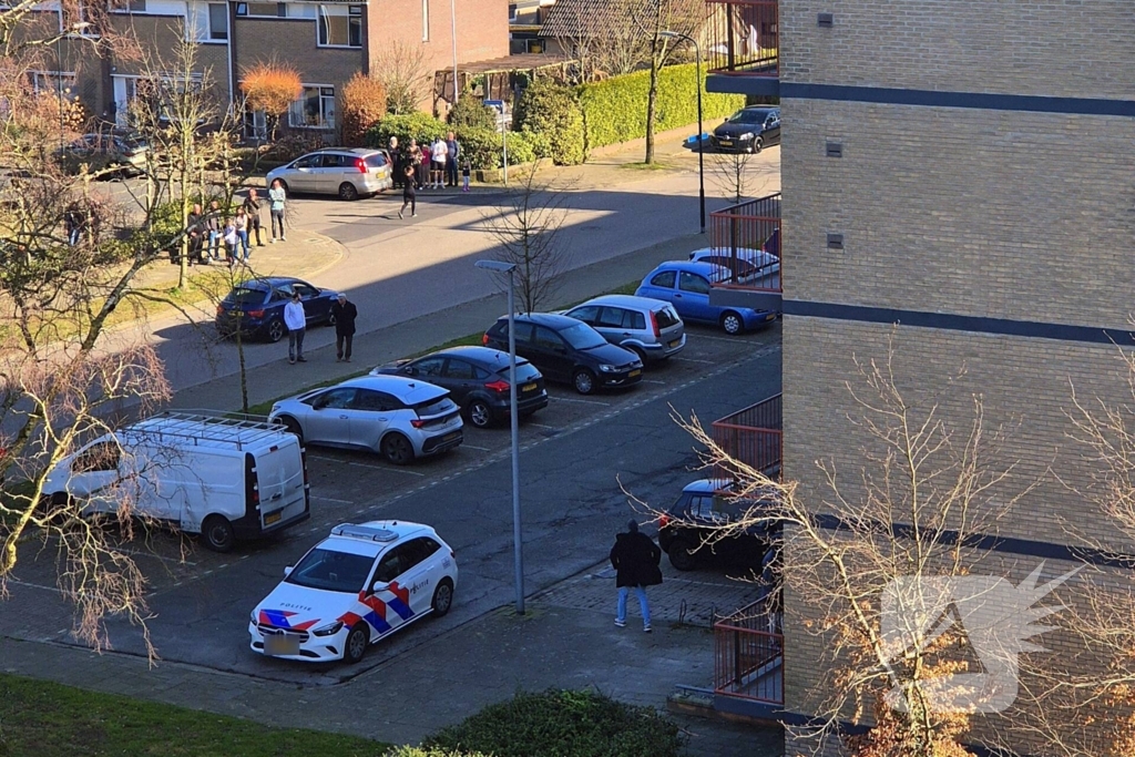 Arrestatieteam doet inval in flatwoning