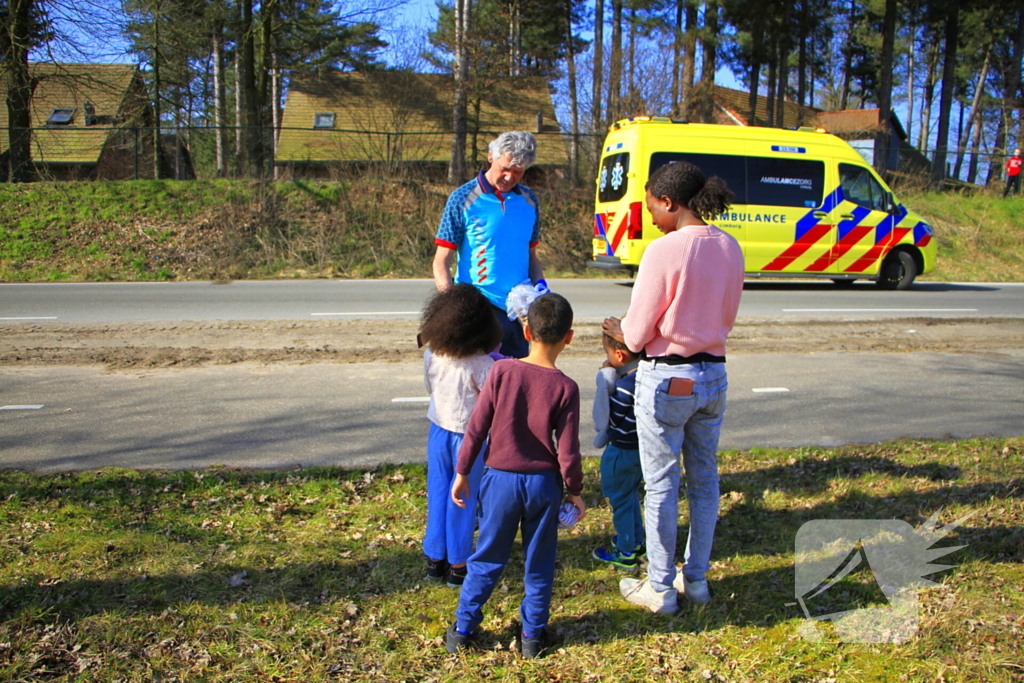 Kinderen betrokken bij botsing bij wegversmalling