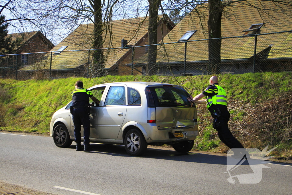 Kinderen betrokken bij botsing bij wegversmalling