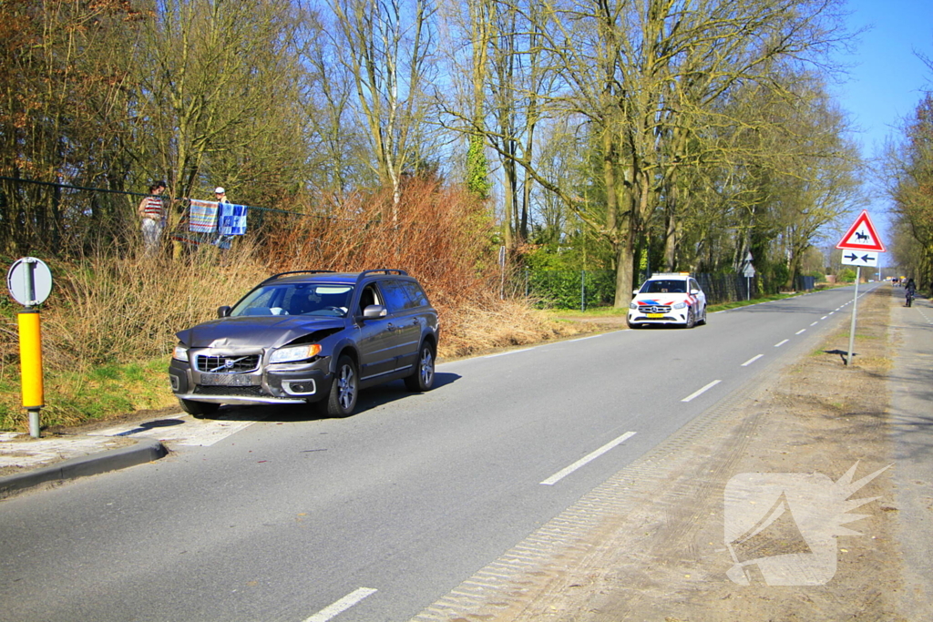 Kinderen betrokken bij botsing bij wegversmalling
