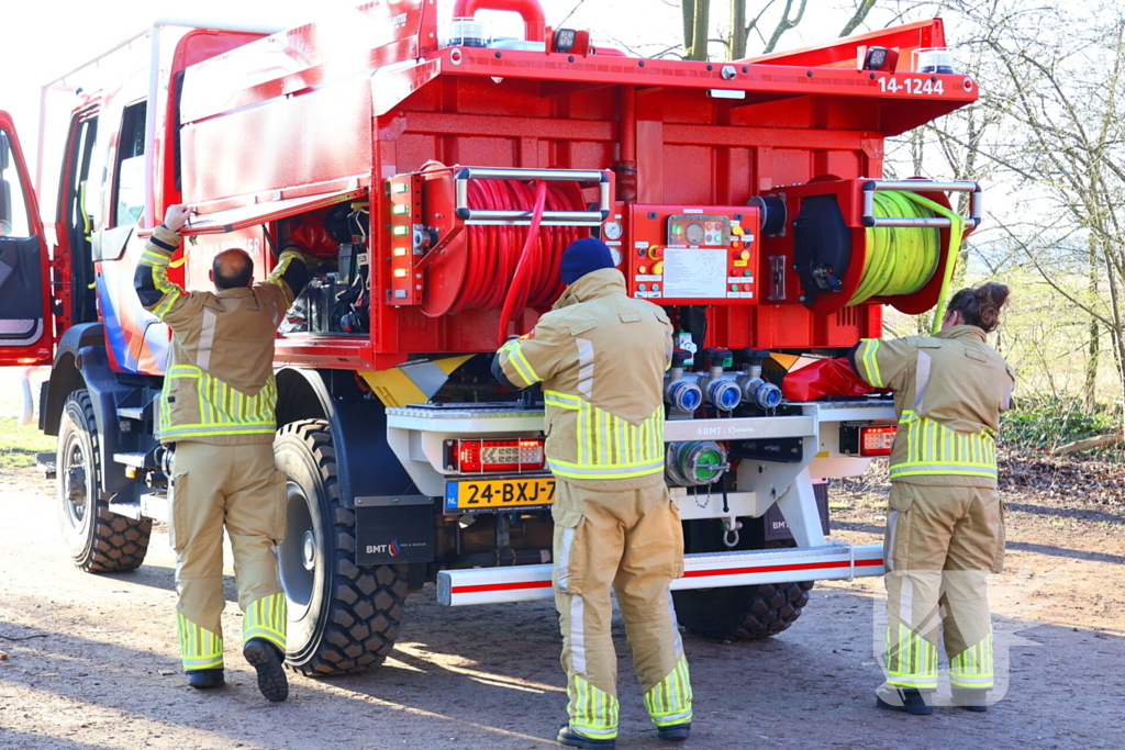 Brandweer oefent grote natuurbrand