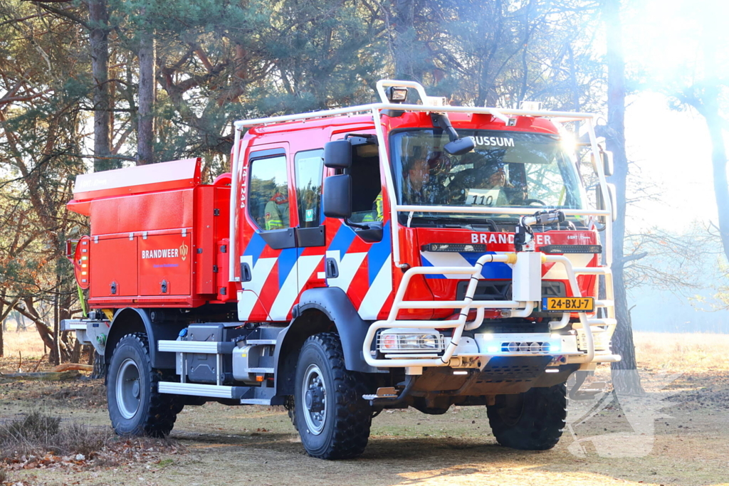 Brandweer oefent grote natuurbrand
