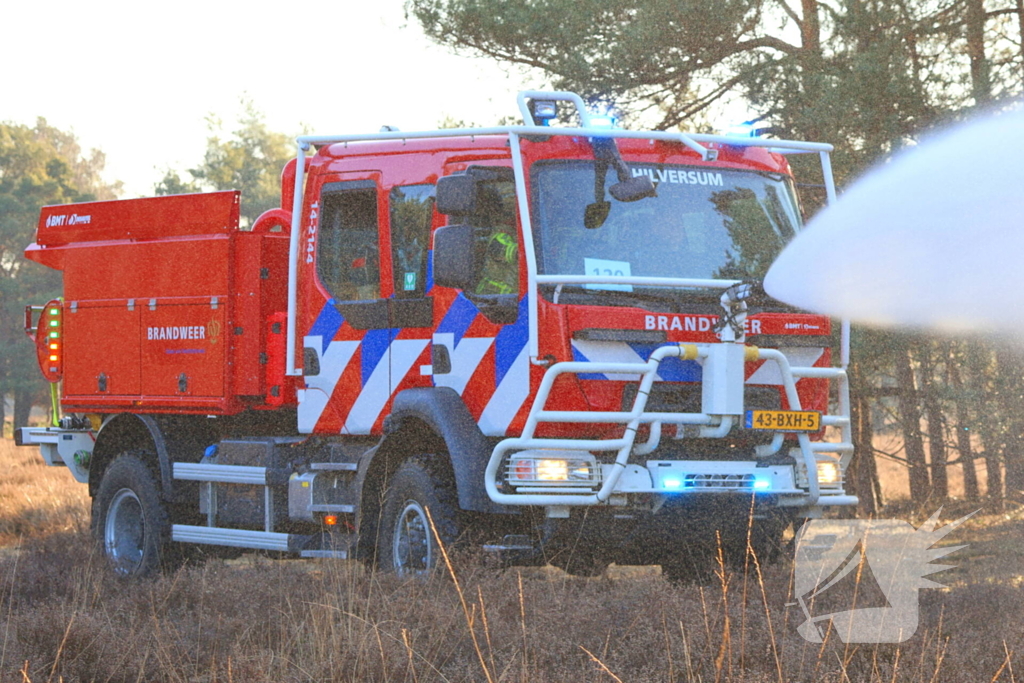 Brandweer oefent grote natuurbrand