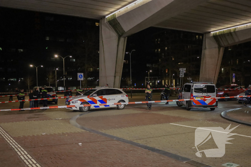 Jongen in been gestoken tijdens ruzie