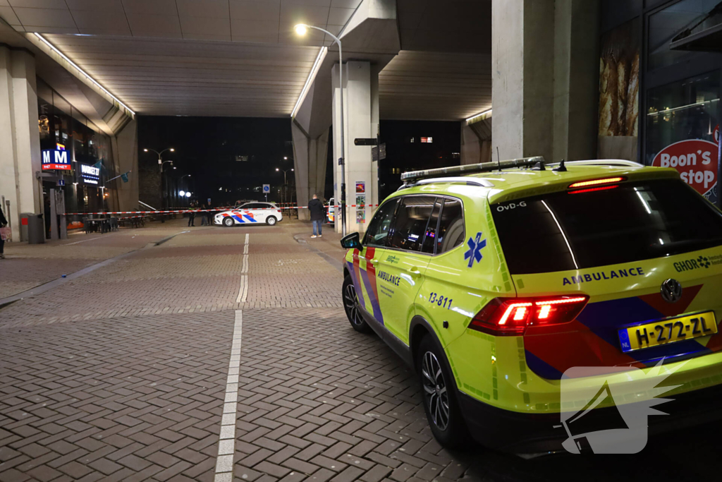 Jongen in been gestoken tijdens ruzie