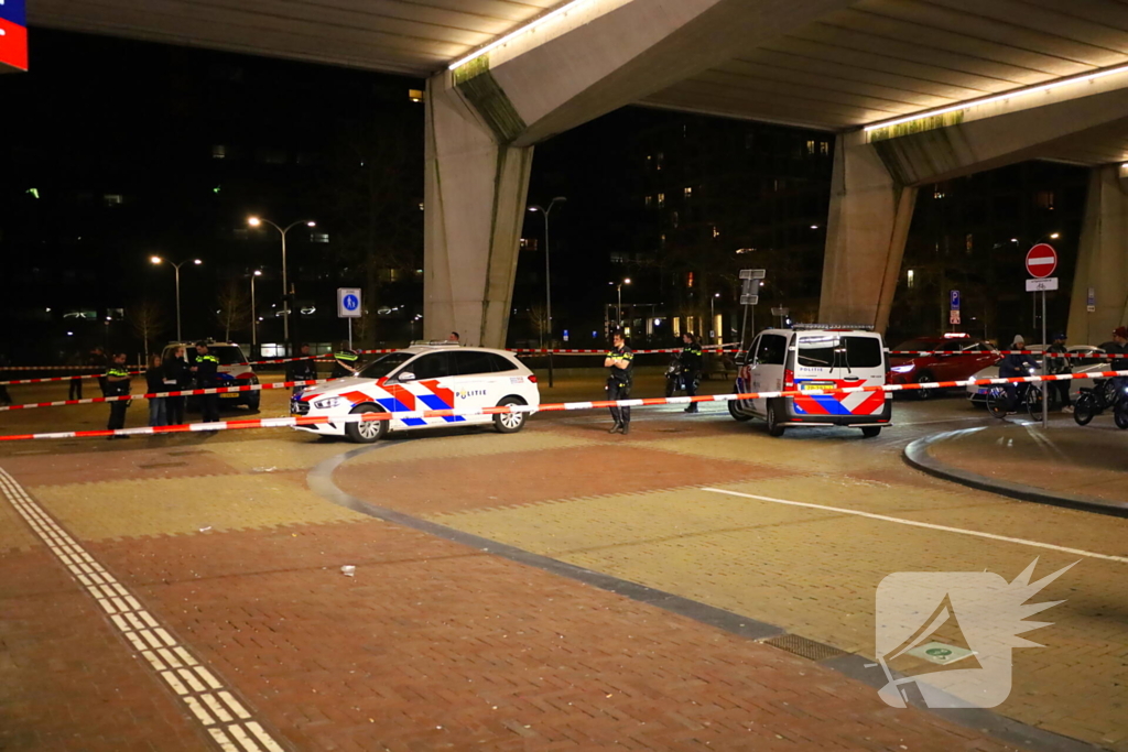 Jongen in been gestoken tijdens ruzie
