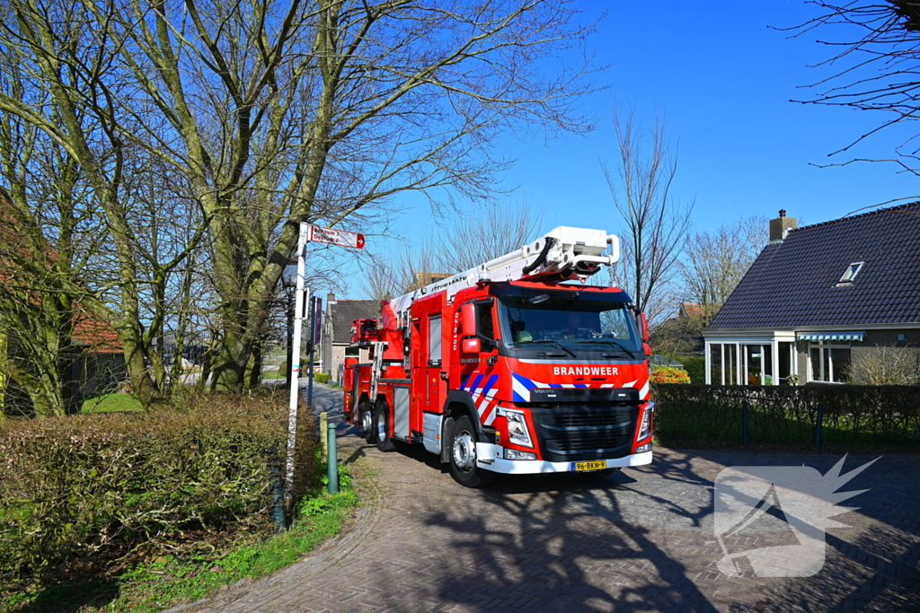 Electrisch apparaat vat vlam in stal