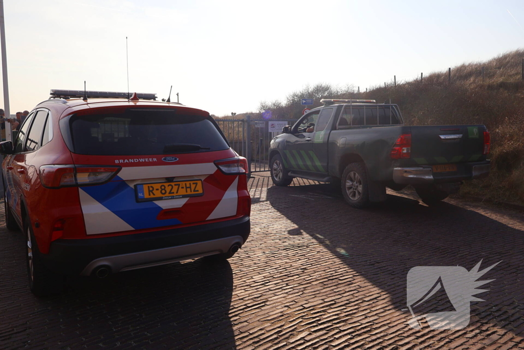 Brandweer zet veel materieel in voor duinbrand