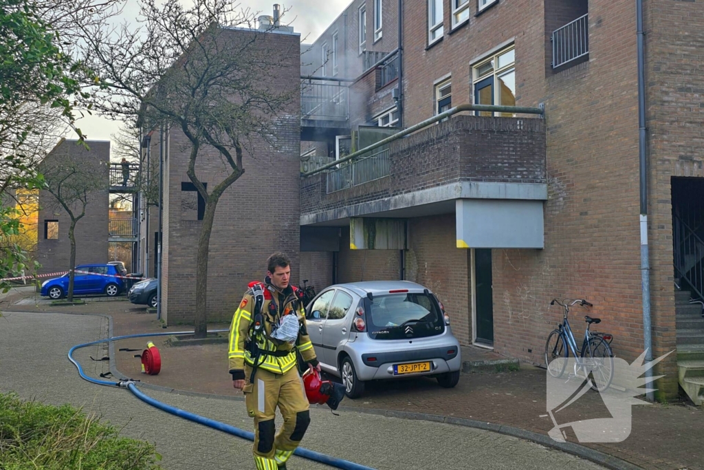 Flinke rookontwikkeling bij brand in flatwoning