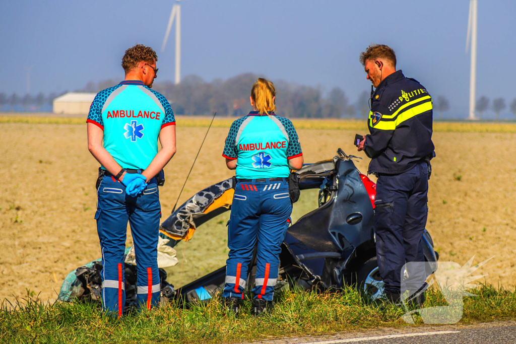 Dodelijk ongeval tussen auto en vrachtwagen