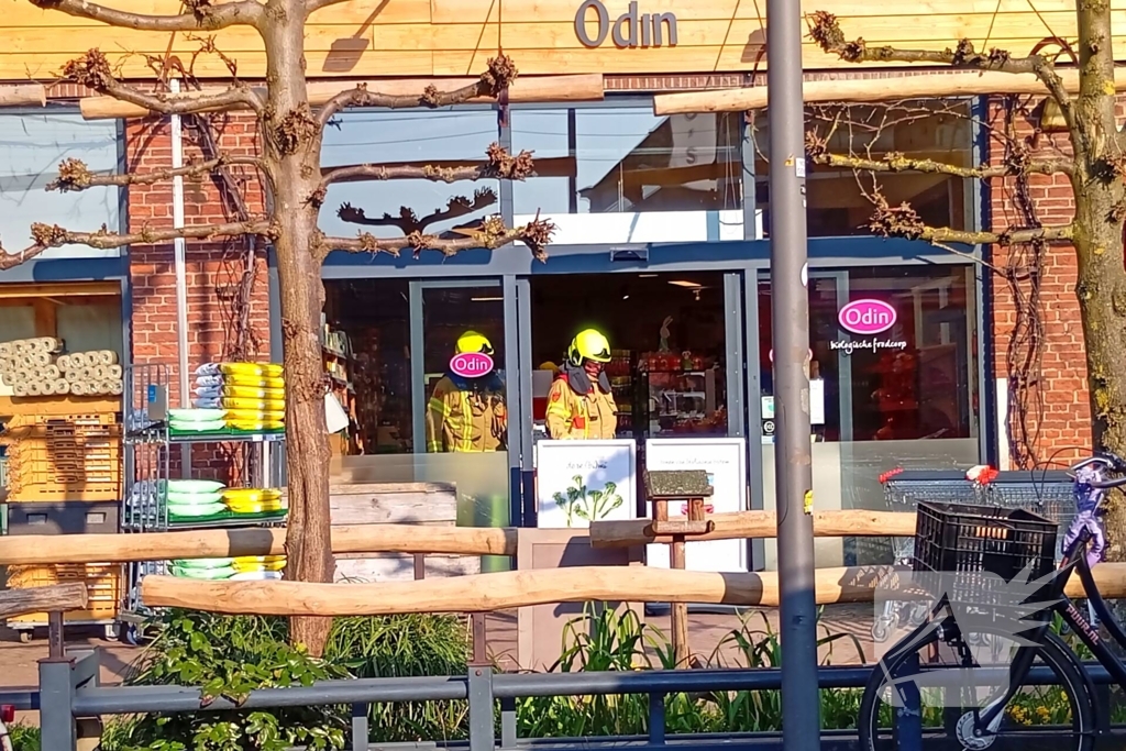 Brandweer onderzoekt situatie na gaslek