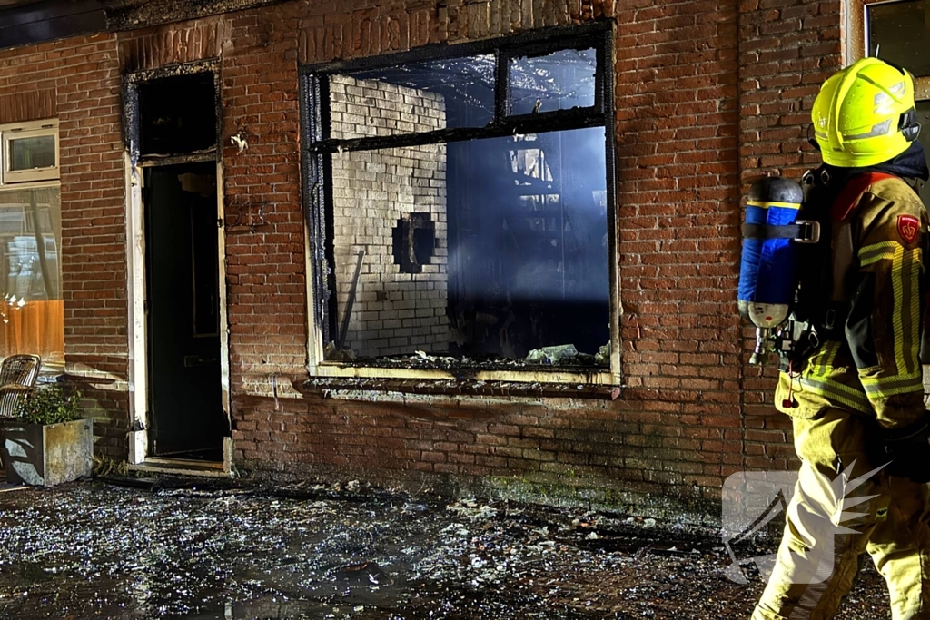 Brand in woning leidt tot gewonden