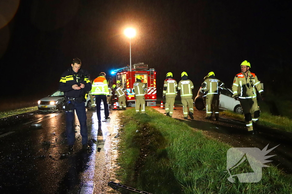 Gewonde naar ziekenhuis na aanrijding