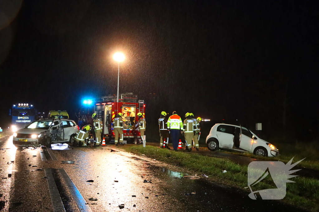 Gewonde naar ziekenhuis na aanrijding