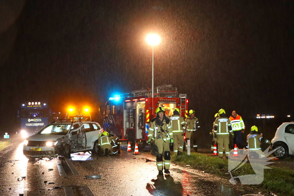 Gewonde naar ziekenhuis na aanrijding