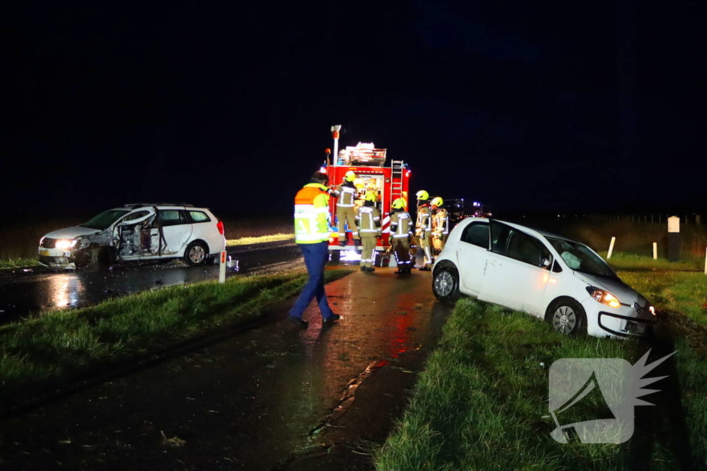 Gewonde naar ziekenhuis na aanrijding
