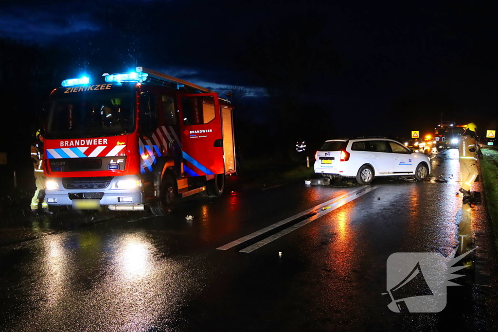 Gewonde naar ziekenhuis na aanrijding