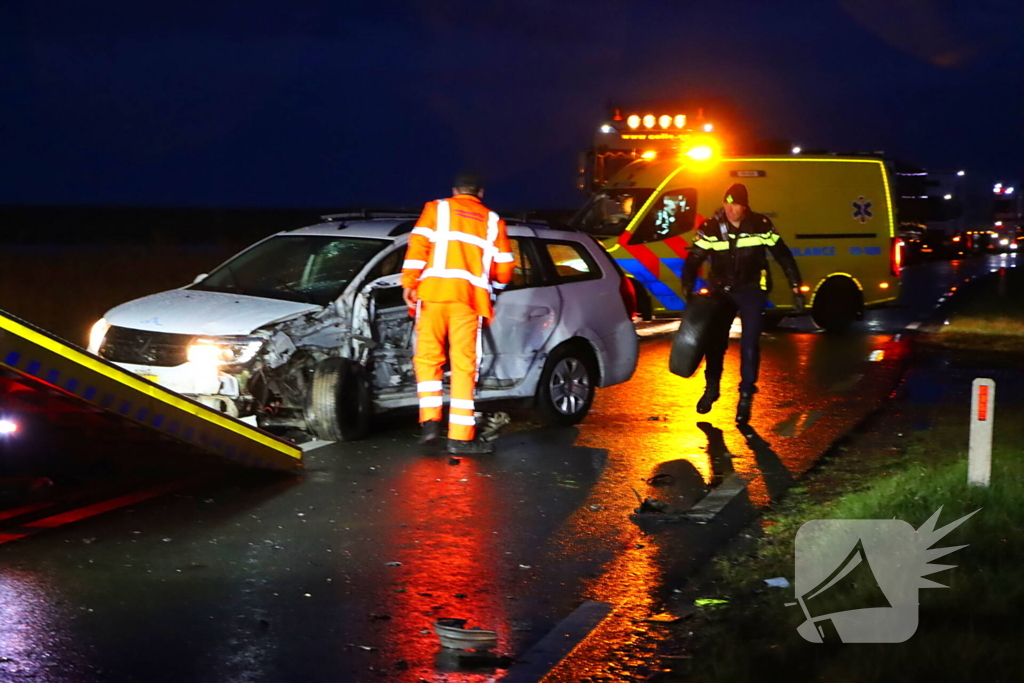 Gewonde naar ziekenhuis na aanrijding