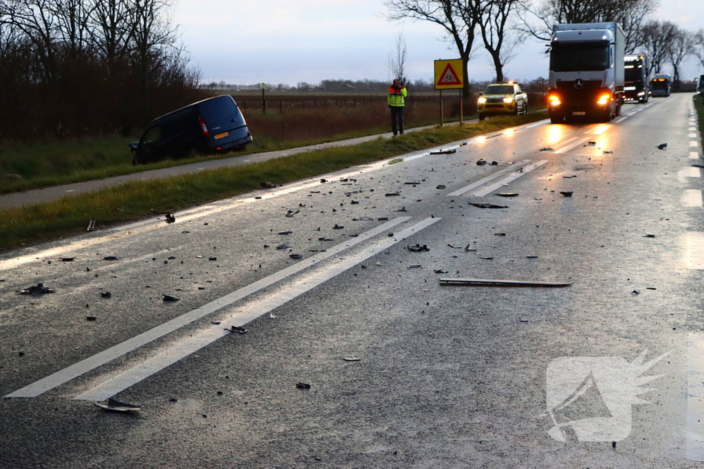 Gewonde naar ziekenhuis na aanrijding