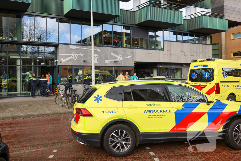 Grote inzet gespecialiseerde eenheden bij opvanglocatie