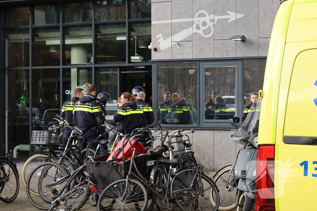 Grote inzet gespecialiseerde eenheden bij opvanglocatie