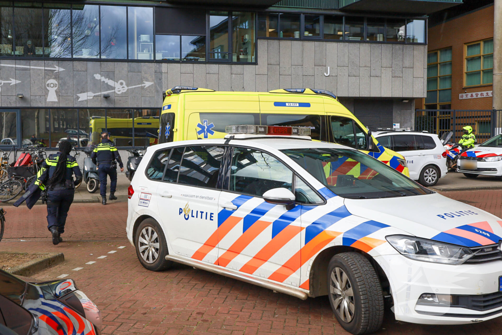 Grote inzet gespecialiseerde eenheden bij opvanglocatie